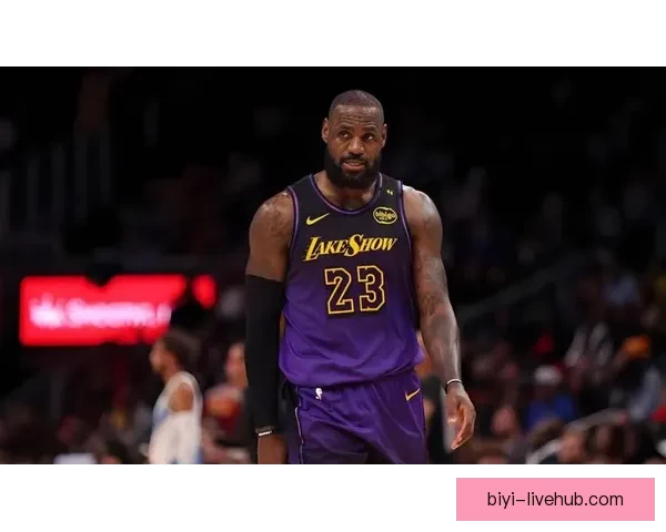 湖人提前缴械被批惨遭羞辱 勒布朗末节眼神空洞无力回天